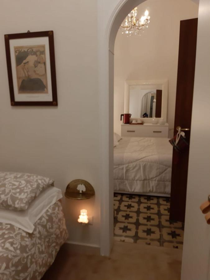 Casa Lina Apartment Mola di Bari Exterior foto